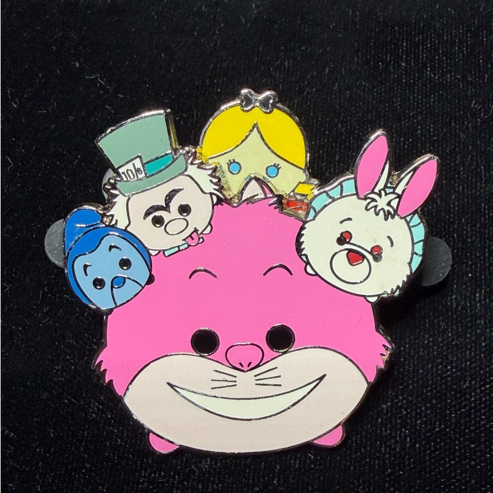 Disney Tsum Tsum Alice in Wonderland Cheshire Cat Enamel Pin Stacked Friends